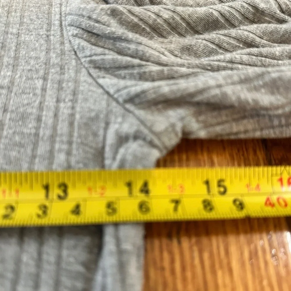 Women Philosophy Republic Clothing Grey size XS Ribbed Mock Neck Puff Sleeve Top